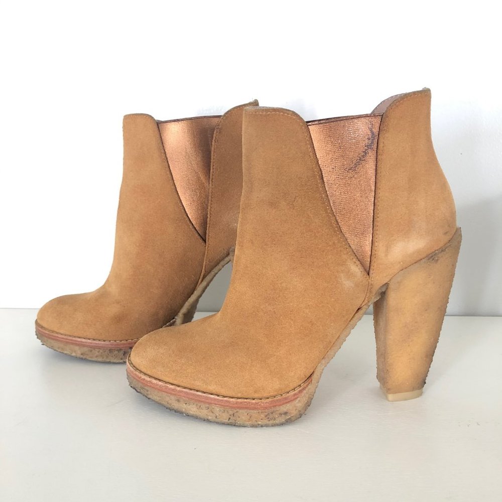 Belle by Sigerson Morrison Tan Suede Ankle Booties Platform Chelsea Boots 35 5